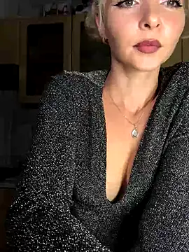 Kristina03 online show from October 2025 09:52:01 PM