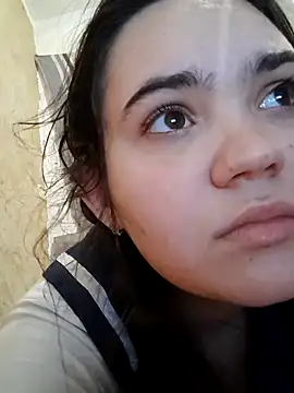 Ak0712  online show from February 2025 09:29:02 PM