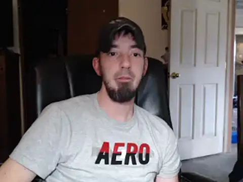 Snapshot of pensguy30 chatting on December 2024 03:35:01 PM pensguy30 online show from December 2024 03:35:01 PM