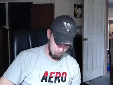 Snapshot of pensguy30 chatting on December 2024 06:24:02 PM pensguy30 online show from December 2024 06:24:02 PM