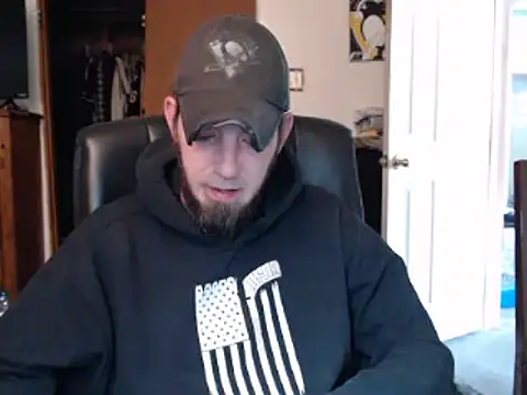 Snapshot of pensguy30 chatting on February 2025 05:03:02 PM pensguy30 online show from February 2025 05:03:02 PM