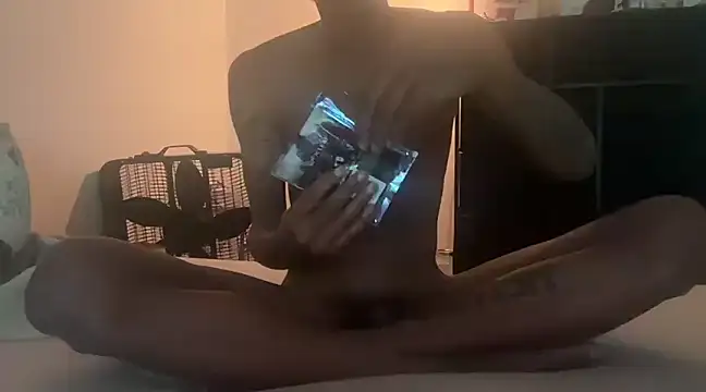 ITSONLYKENNY online show from February 2025 10:23:01 AM