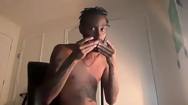 ITSONLYKENNY online show from September 2025 12:58:02 AM