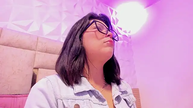 PauletteJ online show from February 2026 12:37:02 PM