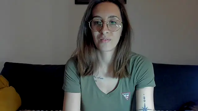 DesireMore90 online show from April 2026 09:04:01 PM