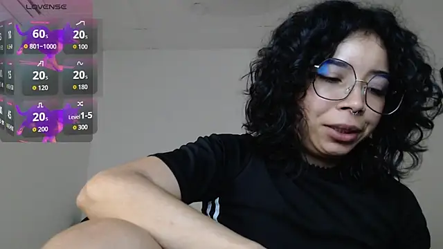 Snapshot of Putaku_San chatting on October 2025 03:58:01 AM Putaku San online show from October 2025 03:58:01 AM