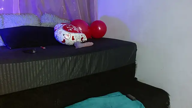 miley jensen online show from February 2025 08:11:02 AM