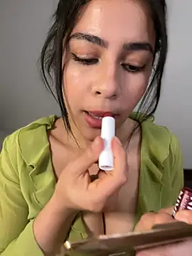 CuteKira7 online show from June 2026 03:12:01 AM