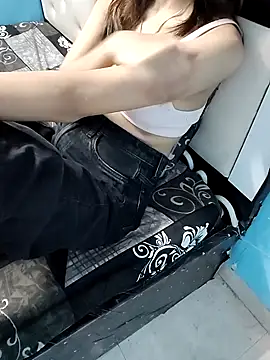 Snapshot of Karina_jaan chatting on January 2025 09:22:01 PM Karina jaan online show from January 2025 09:22:01 PM