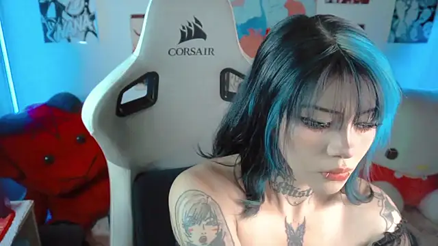 Deadly Doll online show from November 2025 09:35:02 PM