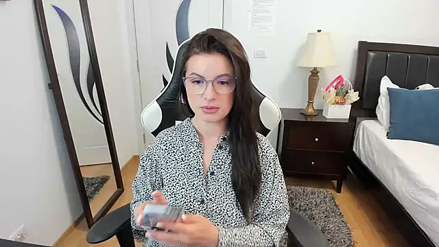 Snapshot of AmyPure_ chatting on May 2026 04:40:01 AM AmyPure online show from May 2026 04:40:01 AM
