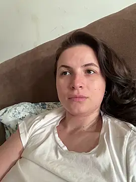 Snapshot of AmyPure_ chatting on May 2026 09:27:02 AM AmyPure online show from May 2026 09:27:02 AM