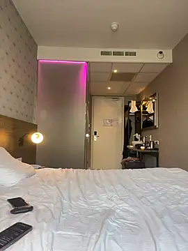 MileySin1111 online show from October 2025 11:14:02 AM