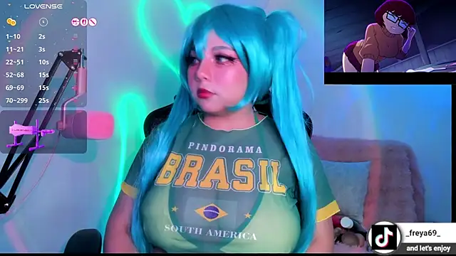 Snapshot of Sweet_freya1 chatting on May 2026 01:23:01 AM Sweet freya1 online show from May 2026 01:23:01 AM