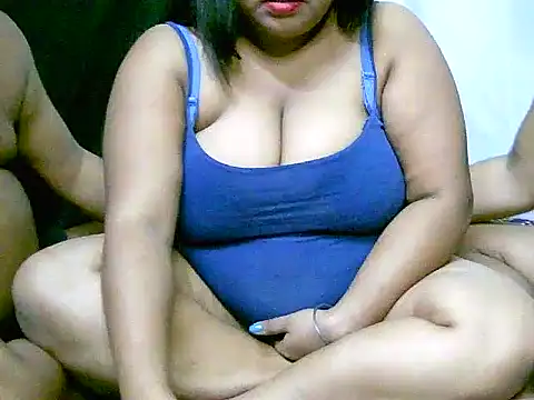 flamingoss online show from December 2024 07:40:01 PM