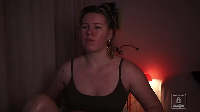 moonamii online show from January 2026 05:29:02 PM