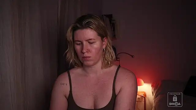 moonamii online show from January 2026 09:13:01 PM