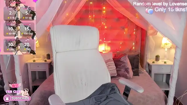 Snapshot of Ellie_Jhonson__ chatting on January 2025 02:47:01 PM Ellie Jhonson online show from January 2025 02:47:01 PM