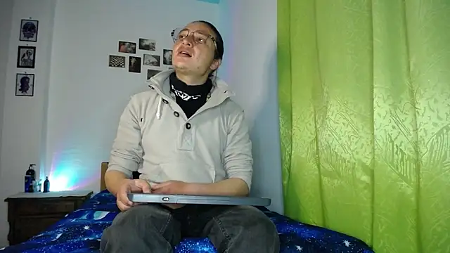 monkeywillwhite online show from November 2025 02:47:02 AM