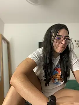 Lia flowers online show from January 2025 01:29:01 AM