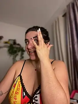 Lia flowers online show from January 2025 11:14:02 PM