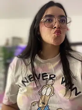 Lia flowers online show from March 2025 06:28:02 AM