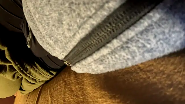 Snapshot of uncuthubs chatting on September 2025 03:45:02 AM uncuthubs online show from September 2025 03:45:02 AM