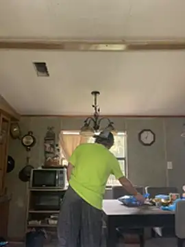 hottestcouplevaa online show from February 2026 01:00:02 PM