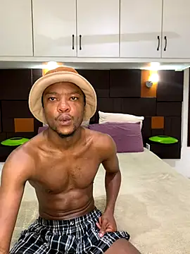 iCrushYenu online show from November 2025 11:07:02 PM