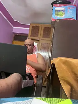 Snapshot of Dick_6inches chatting on May 2026 03:34:01 AM Dick 6inches online show from May 2026 03:34:01 AM