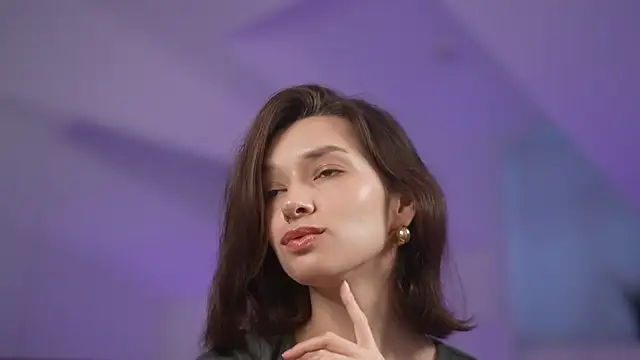 VivianLy  online show from January 2025 07:52:02 AM