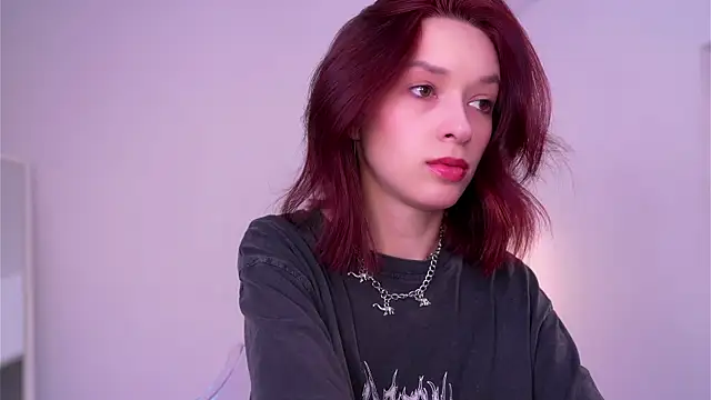 VivianLy  online show from March 2025 08:14:01 AM