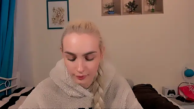 Snapshot of OliviaKisss chatting on April 2026 06:21:01 PM OliviaKisss online show from April 2026 06:21:01 PM