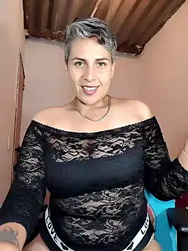 Snapshot of Yessi_rousse chatting on April 2026 12:30:02 AM Yessi rousse online show from April 2026 12:30:02 AM