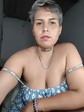 Snapshot of Yessi_rousse chatting on May 2026 11:23:04 PM Yessi rousse online show from May 2026 11:23:04 PM