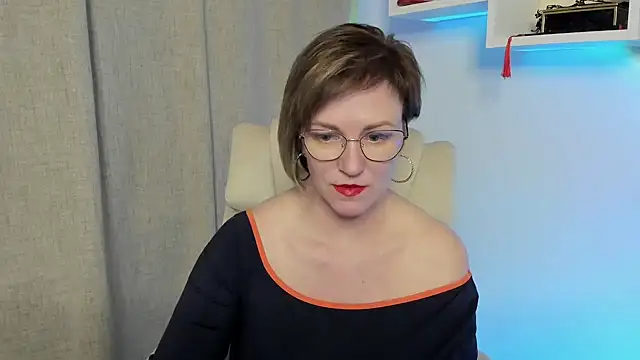 feliziaDesire online show from May 2026 12:21:02 PM
