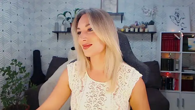 Snapshot of MillaXQueen chatting on June 2026 02:52:01 PM MillaXQueen online show from June 2026 02:52:01 PM