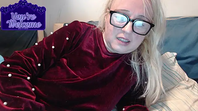 martachatte online show from February 2026 09:02:01 PM