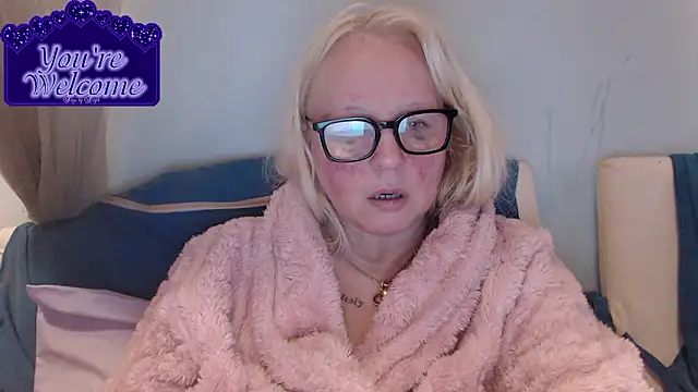 Snapshot of martachatte chatting on March 2026 09:04:01 AM martachatte online show from March 2026 09:04:01 AM