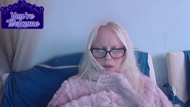 Snapshot of martachatte chatting on March 2026 09:42:02 AM martachatte online show from March 2026 09:42:02 AM