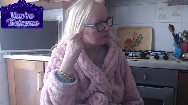 Snapshot of martachatte chatting on March 2026 07:52:02 AM martachatte online show from March 2026 07:52:02 AM