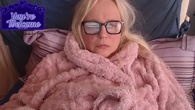 Snapshot of martachatte chatting on March 2026 08:15:01 AM martachatte online show from March 2026 08:15:01 AM