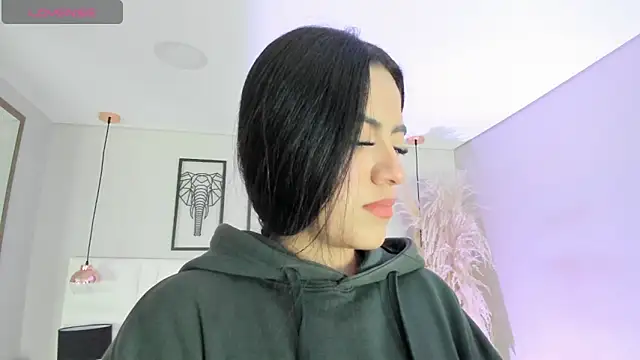 Rebeca jones online show from November 2025 12:16:01 PM