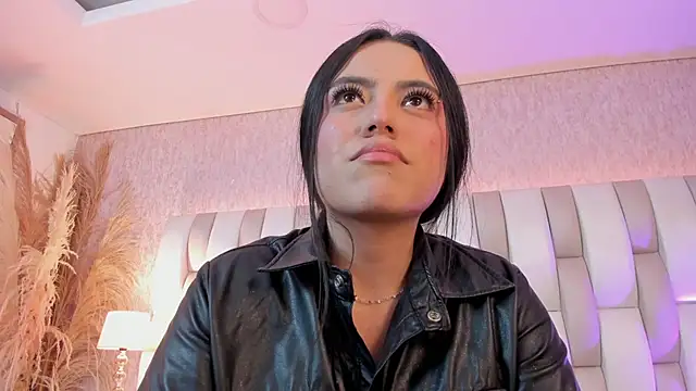 Rebeca jones online show from February 2026 12:12:01 PM