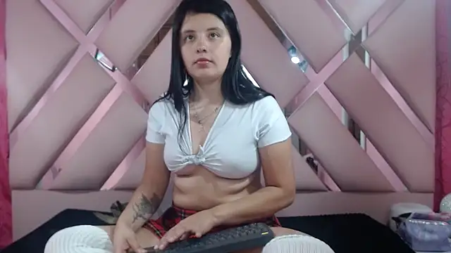 nathaly low1 online show from February 2025 08:55:02 AM