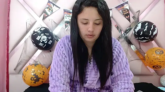 nathaly low1 online show from October 2025 03:07:01 AM