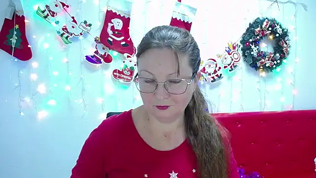 Snapshot of VanessaHotts chatting on December 2024 09:20:02 AM VanessaHotts online show from December 2024 09:20:02 AM