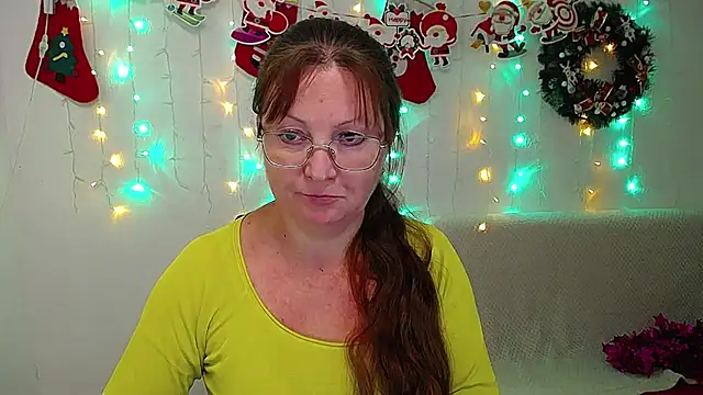 Snapshot of VanessaHotts chatting on January 2025 12:13:01 PM VanessaHotts online show from January 2025 12:13:01 PM
