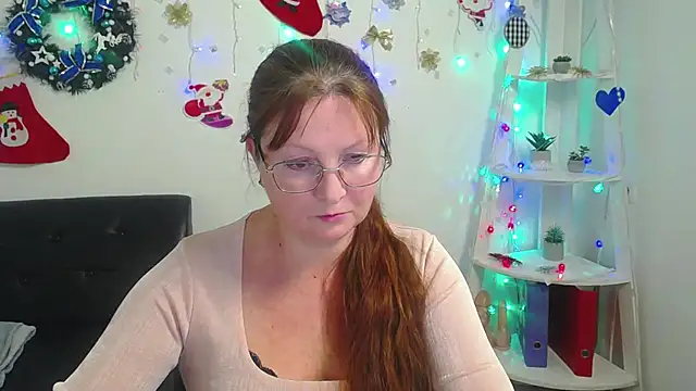 Snapshot of VanessaHotts chatting on January 2025 03:12:02 PM VanessaHotts online show from January 2025 03:12:02 PM
