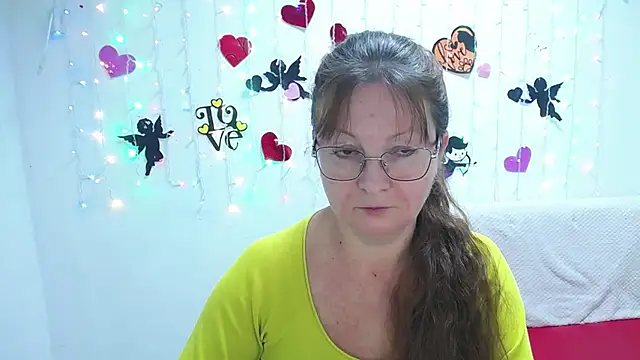 Snapshot of VanessaHotts chatting on February 2025 09:07:01 AM VanessaHotts online show from February 2025 09:07:01 AM